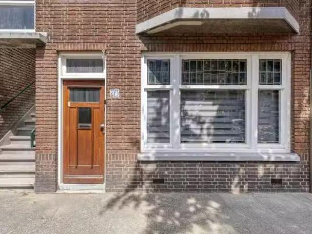 Appartement te koop Nieuwe Molstraat 6 J in Den Haag voor € 24.
