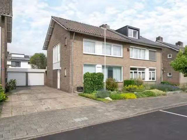 Appartement te koop Atletenbaan 94 B in Maastricht voor € 525.