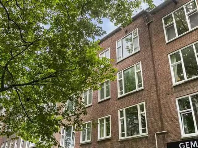 Appartement te koop Aernt Bruunstraat 12 in Rotterdam voor pri.