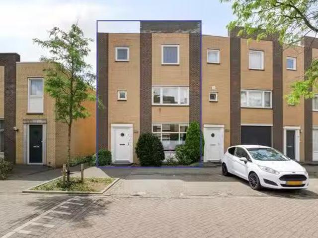 Appartement te koop Ambyerstraat Zuid 19 B in Maastricht voor.