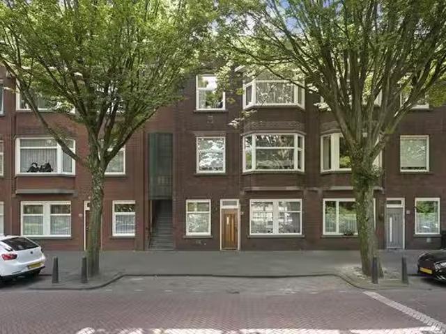 Appartement te koop Apeldoornselaan 17 B in Den Haag voor € 32.
