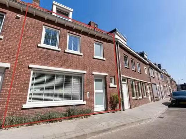 Appartement te koop Burgemeester Conraetzstraat 13 B in Venlo.