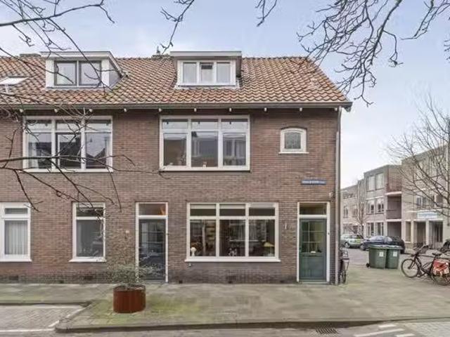 Appartement te koop Brakenburghstraat 5 C in Haarlem voor € 40.