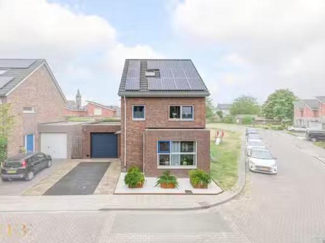 Appartement te koop Doctor Marie Curiestraat 31 in Venlo voor.