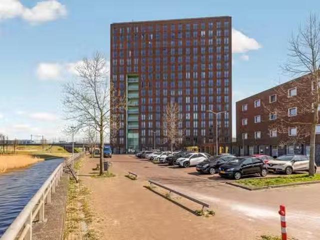 Appartement te koop Francisco Pizarrostraat 60 in Almere voor.