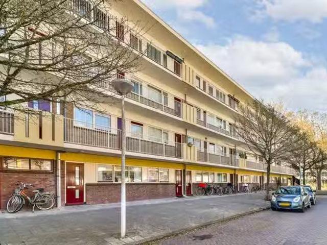 Appartement te koop Gustav Mahlerlaan 23 K in Amsterdam voor €.