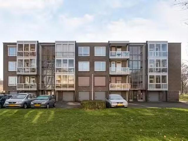 Appartement te koop Glazeniersdreef in Maastricht voor € 235.000