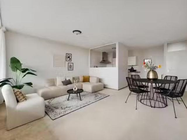Appartement te koop Hongarijepad 8 in Haarlem voor € 350.000