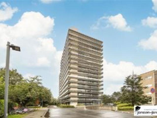 Appartement te koop in Merksem 2170