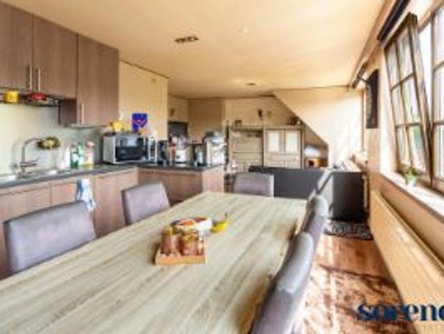 Appartement te koop in Hove 2540