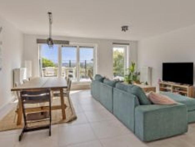 Appartement te koop in Zellik 1731