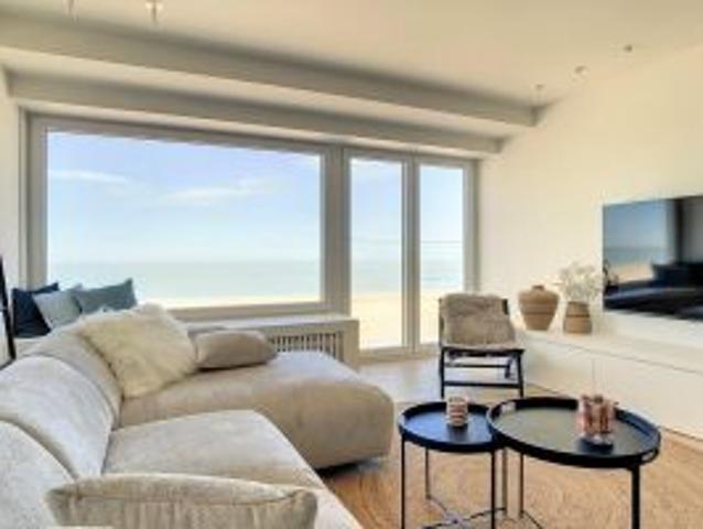 Appartement te koop in 8300