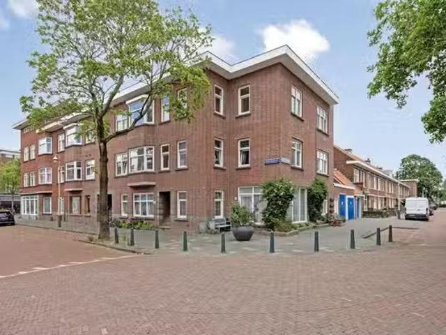 Appartement te koop Kepplerstraat 130 A in Den Haag voor € 235.