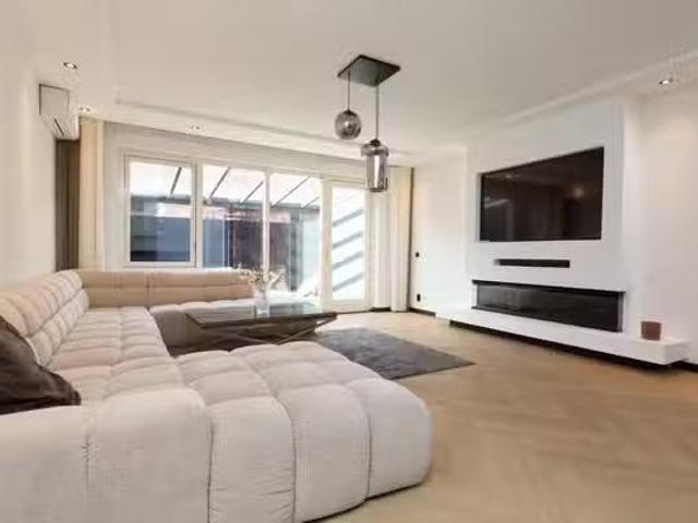 Appartement te koop Leyweg 1203 in Den Haag voor € 595.000