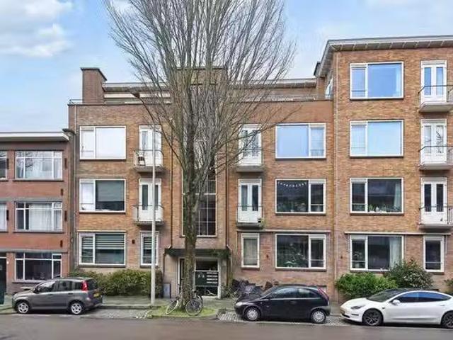 Appartement te koop Loevesteinlaan 895 B in Den Haag voor € 25.
