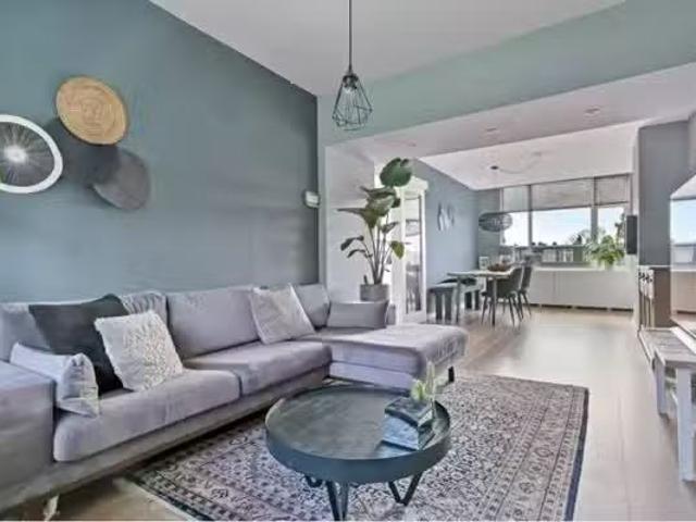 Appartement te koop Piet Paaltjensstraat 61 in Den Haag voor €.