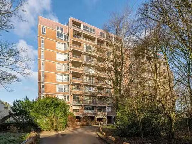 Appartement te koop Pietersbergweg 239 in Amsterdam voor € 295.
