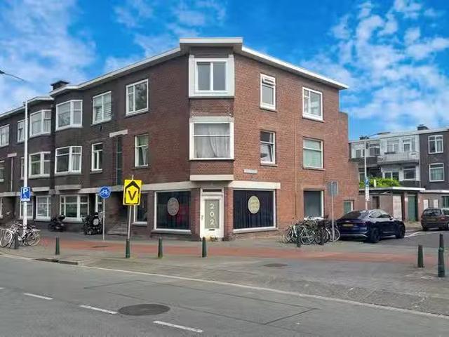 Appartement te koop Ridderspoorweg in Den Haag voor € 335.000