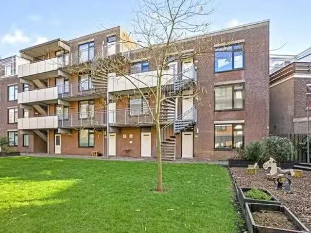 Appartement te koop Schipborgstraat 29 in Den Haag voor € 260.