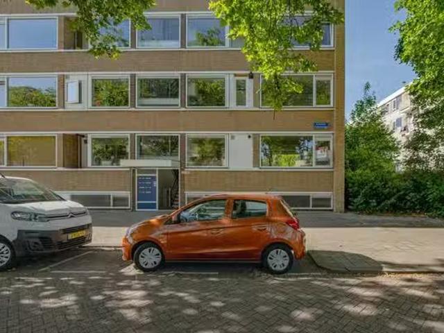 Appartement te koop Toutenburgplantsoen 29 in Rotterdam voor €.