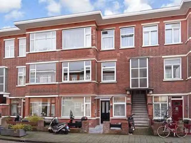 Appartement te koop Velpsestraat 165 A in Den Haag voor € 262.