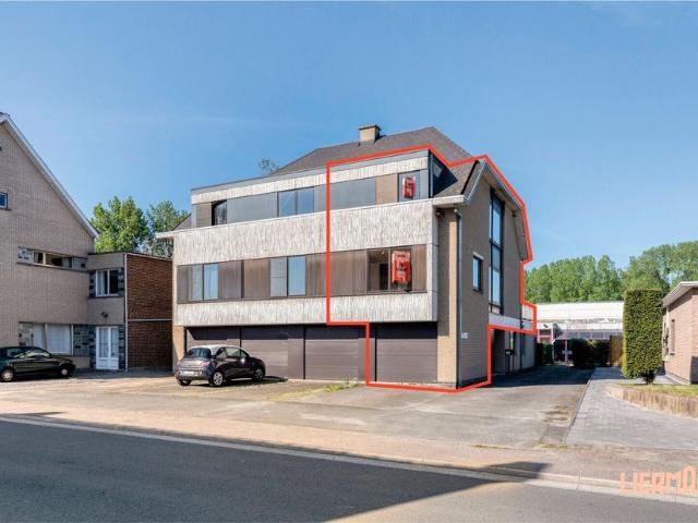 Appartement te koop voor 214000 euro met 3 slaapkamers