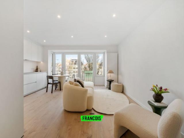 Appartement te koop voor 235000 euro met 1 slaapkamers