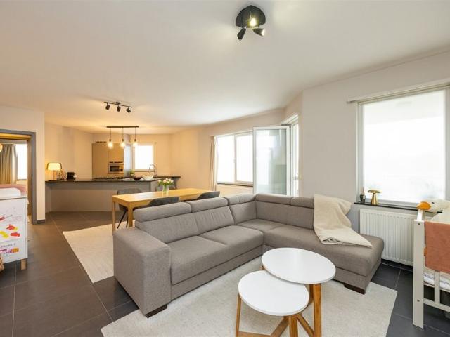 Appartement te koop voor 235000 euro met 1 slaapkamers
