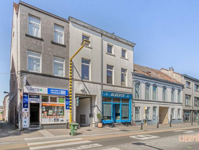 Appartement te koop voor 247000 euro met 1 slaapkamers