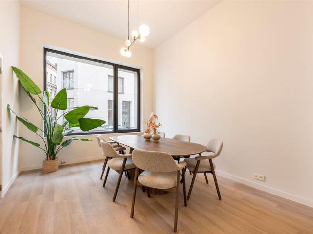 Appartement te koop voor 275000 euro met 1 slaapkamers