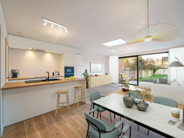 Appartement te koop voor 275000 euro met 1 slaapkamers