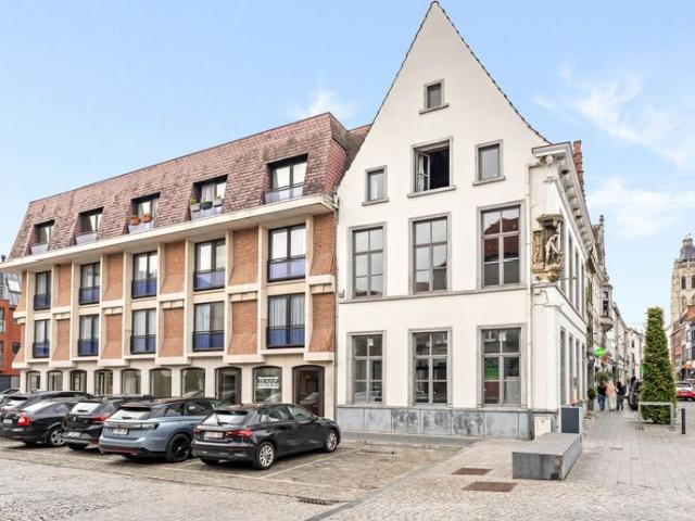 Appartement te koop voor 278000 euro met 4 slaapkamers