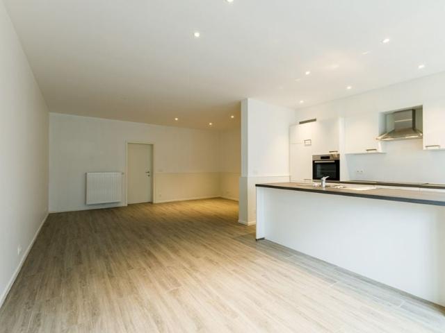 Appartement te koop voor 298000 euro met 4 slaapkamers