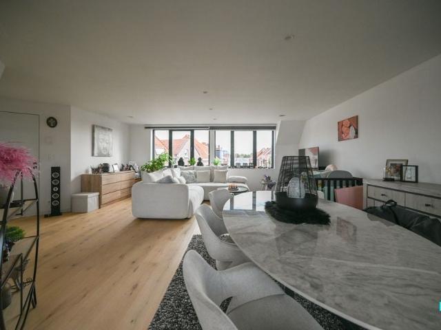 Appartement te koop voor 299000 euro met 3 slaapkamers