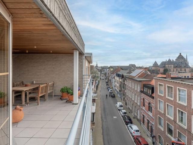Appartement te koop voor 334000 euro met 3 slaapkamers