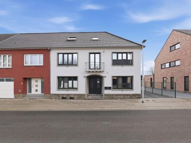 Appartement te koop voor 330000 euro met 3 slaapkamers