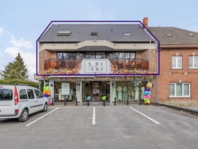 Appartement te koop voor 369000 euro met 4 slaapkamers