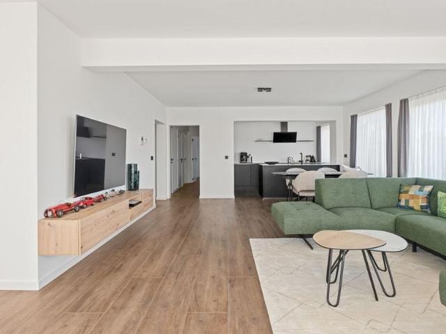 Appartement te koop voor 379000 euro met 3 slaapkamers