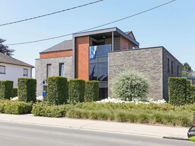 Appartement te koop voor 385000 euro met 5 slaapkamers