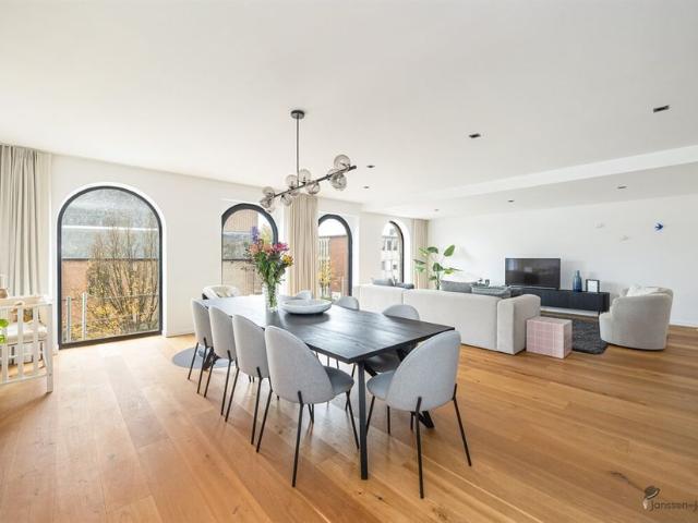Appartement te koop voor 599000 euro met 3 slaapkamers