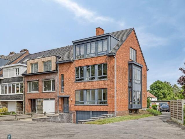 Appartement te koop voor 625000 euro met 6 slaapkamers