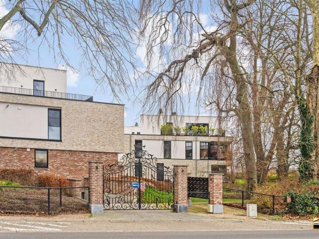 Appartement te koop voor 620000 euro met 3 slaapkamers