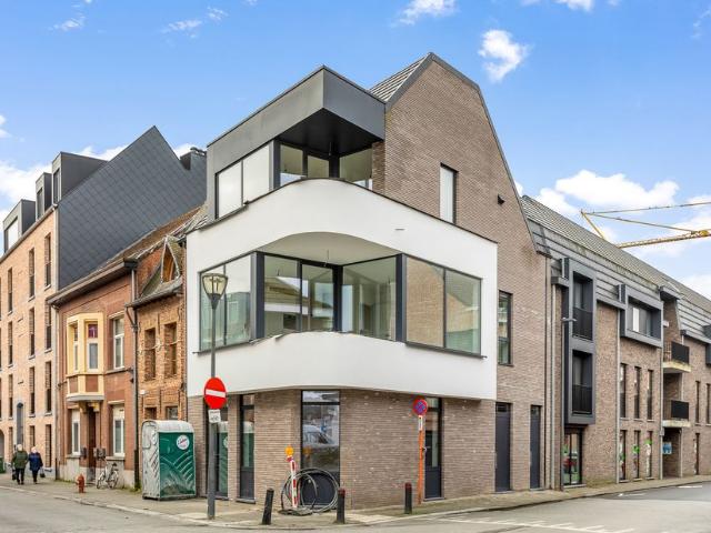 Appartement te koop voor 680000 euro met 5 slaapkamers