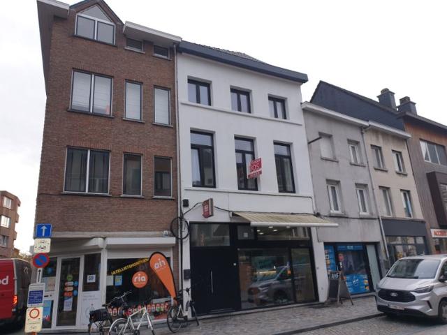 Appartement te koop voor 695000 euro met 4 slaapkamers