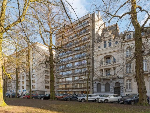Appartement te koop voor 879000 euro met 4 slaapkamers