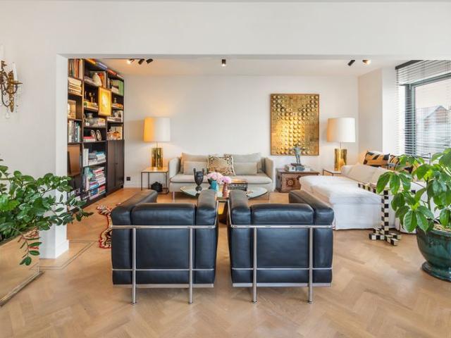 Appartement te koop voor 895000 euro met 4 slaapkamers