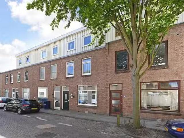 Appartement te koop Zonnebloemstraat 199 in Den Haag voor € 47.