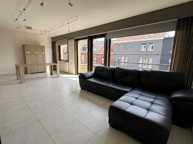 Appartement te KORTRIJK 8500