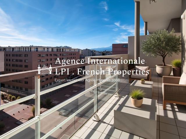 Appartement Terrasse 110m² habitable Dernier étage Asc. 108m² Perpignan