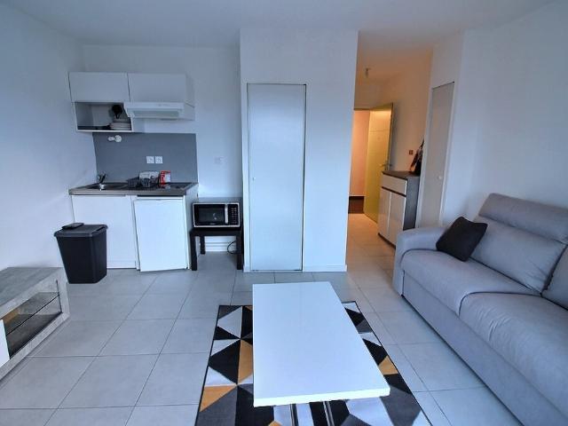 Appartement Thonon Les Bains 1 pièce s 21.94 m2